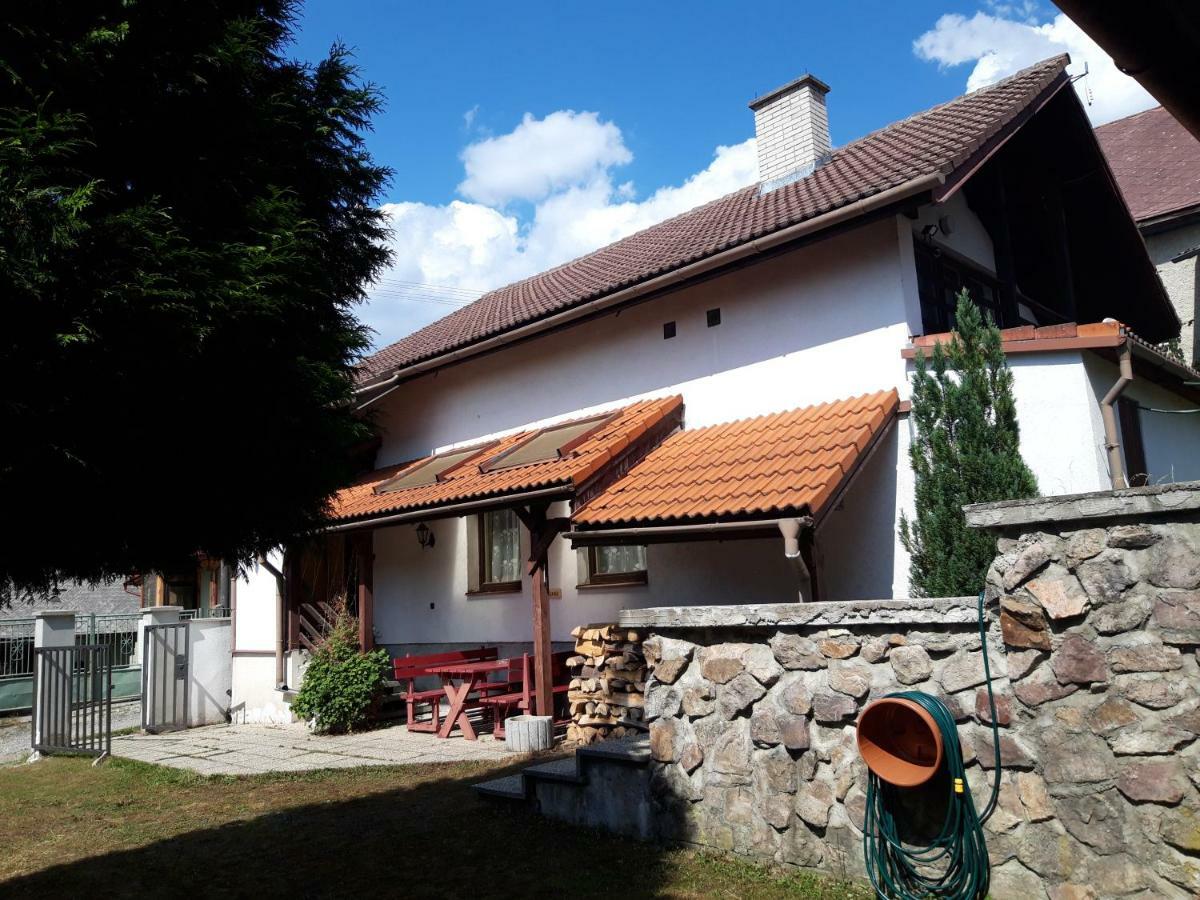 Cavoj Guest House Esterno foto